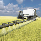 Ultrasonic sensors at the booms of field sprayers