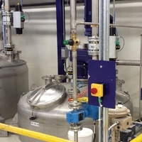 F31 sensors signal the position of valves via AS-Interface.